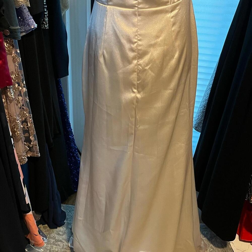 Gold Square Neck Cap Sleeve Sundress for Weddings - Picture 5 of 7